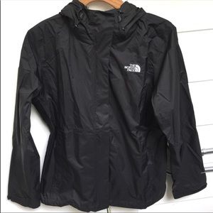 Woman’s Large North Face “Venture Jacket”